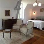 克劳索斯城堡酒店 3* Saint-Menoux