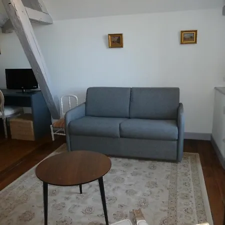 Nocleg ze śniadaniem Chateau De Clusors Saint-Menoux