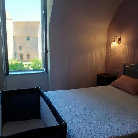 Chateau De Clusors 3* Saint-Menoux