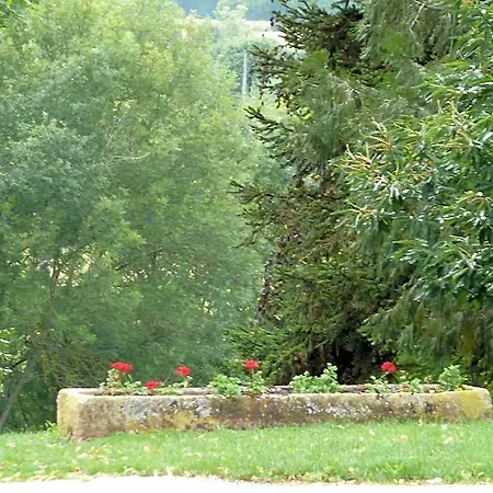 Chateau De Clusors Bed & Breakfast