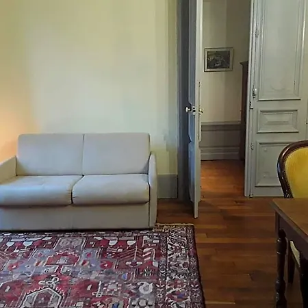 Bed & Breakfast Chateau De Clusors Saint-Menoux