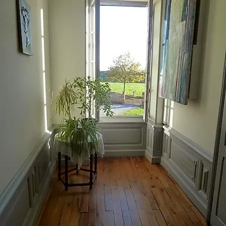 Chateau De Clusors Bed & Breakfast