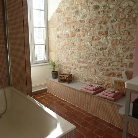 Chateau De Clusors 3* Saint-Menoux