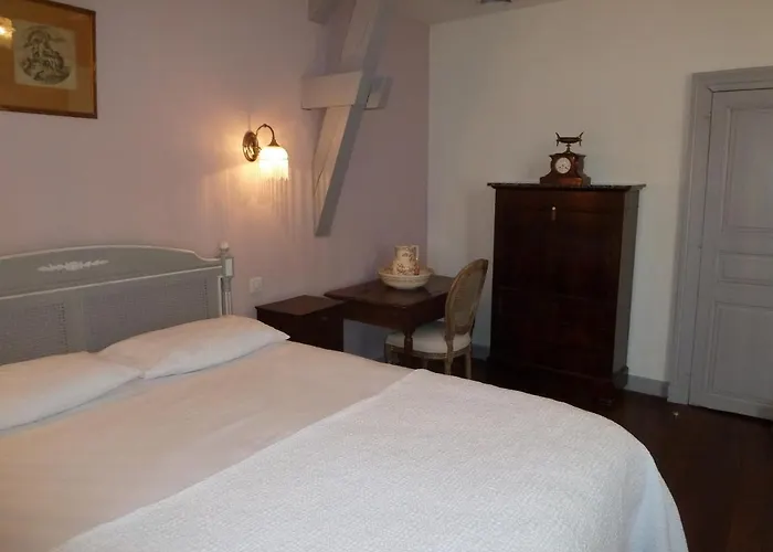 Chateau De Clusors 3* Saint-Menoux