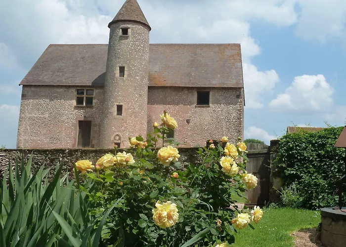 Chateau De Clusors 3*